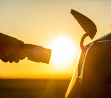 emobilitaet_moodbild_sonnenuntergang